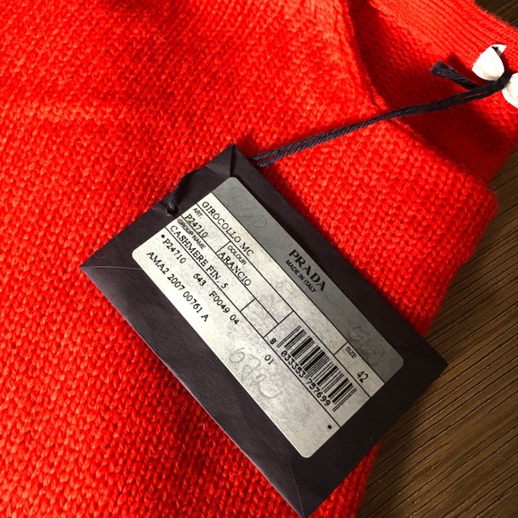 PRADA-AUTHENTIC NWT Red Short Sleeve Sweater - Picture 3 of 16